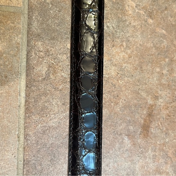 WCM NEW YORK Italian Calfskin croc embossed size medium women's Brn leather EUC - Picture 13 of 16